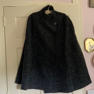 Lovestitch Gray Boucle Cape